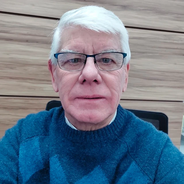 Dr. Fernando Herreros Usher